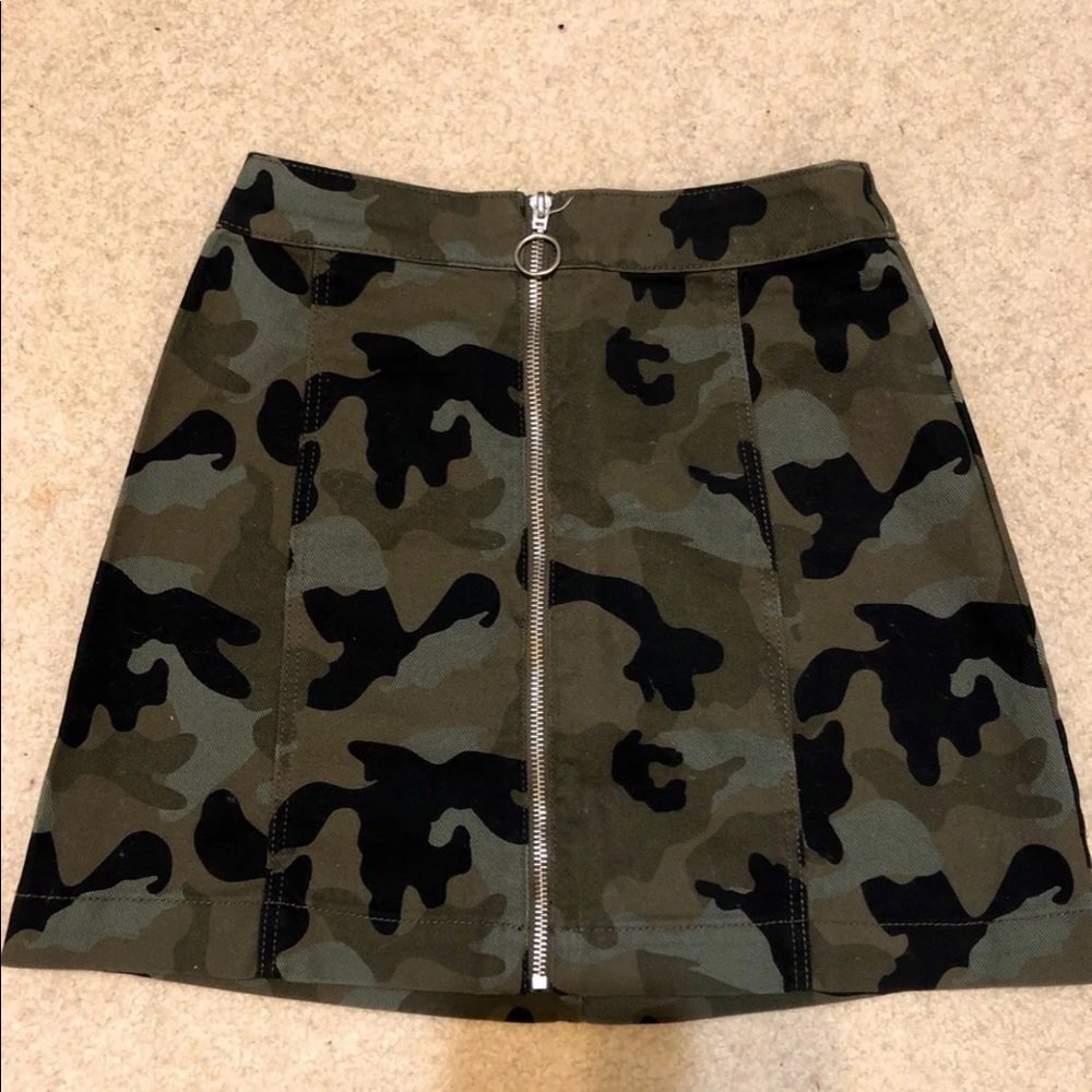 UO camo skirt zip up